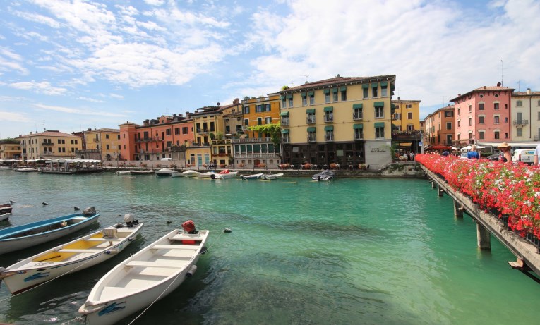 Just WOW! Doesn't Peschiera del Garda look like Venice?