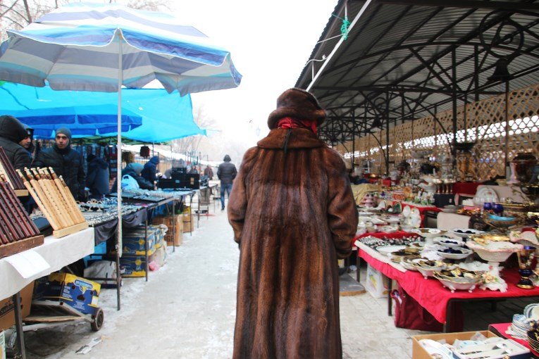 Market and fur