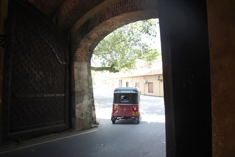 Tuktuk at the gate