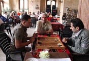 Aleppo, backgammon spelen
