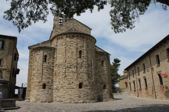 San Leo, church
