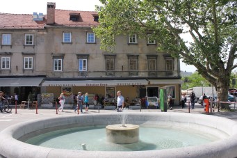 Ljubljana, fountaine plaza