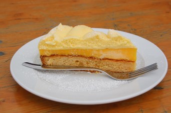 lemoncurd pie