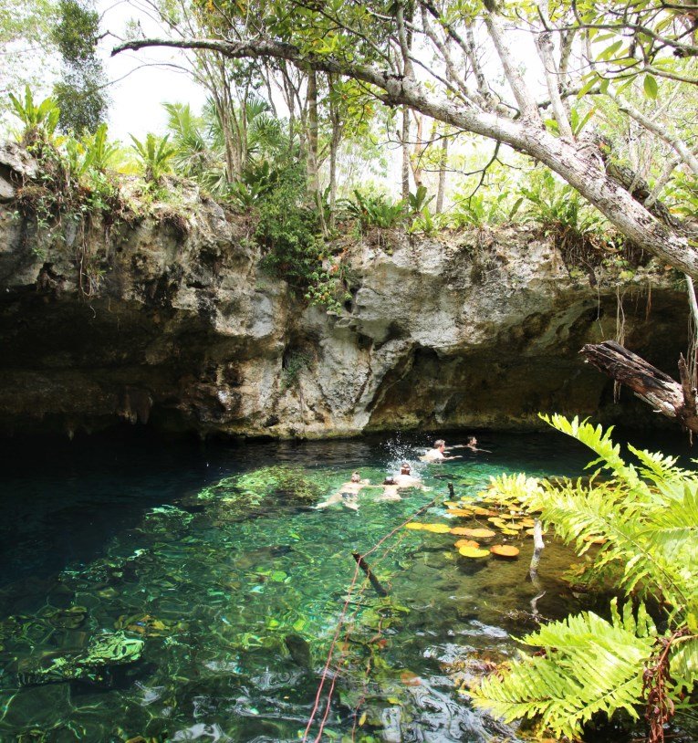 Gran cenote low