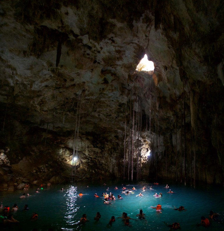 Cenote Dzinup