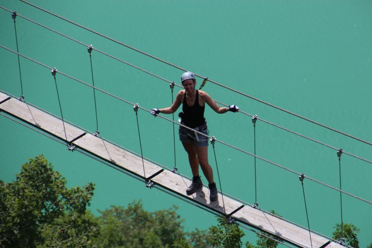 Hanging bridge