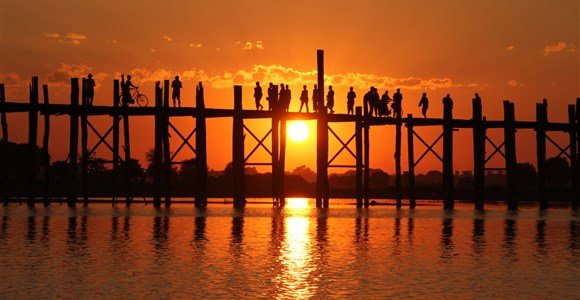 sunset ubein bridge