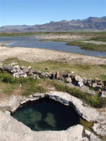 Landbrotalaug, warmwaterbadje