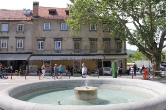 Ljubljana, fountaine plaza